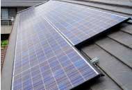 太陽光発電システムの設置工事の様子02